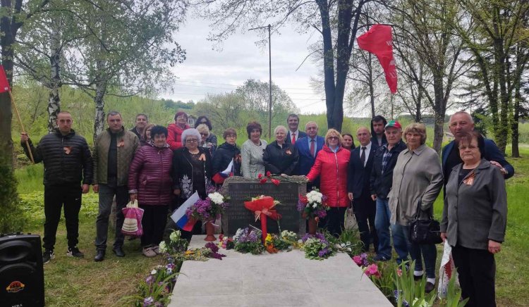 Социалисти от област Перник отбелязаха 9 май Деня на победата